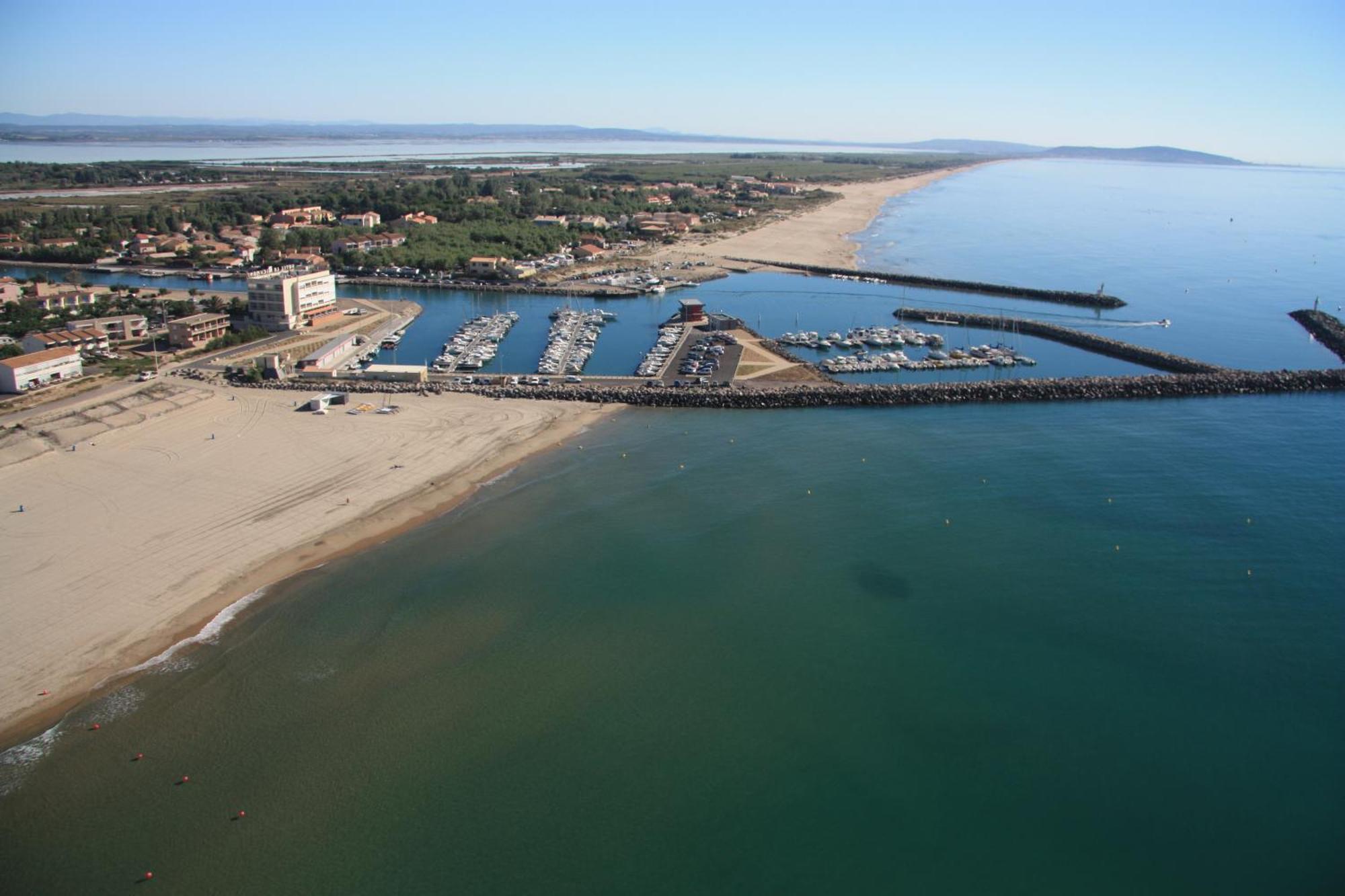 Hotel Le Richmont Marseillan  Exterior photo