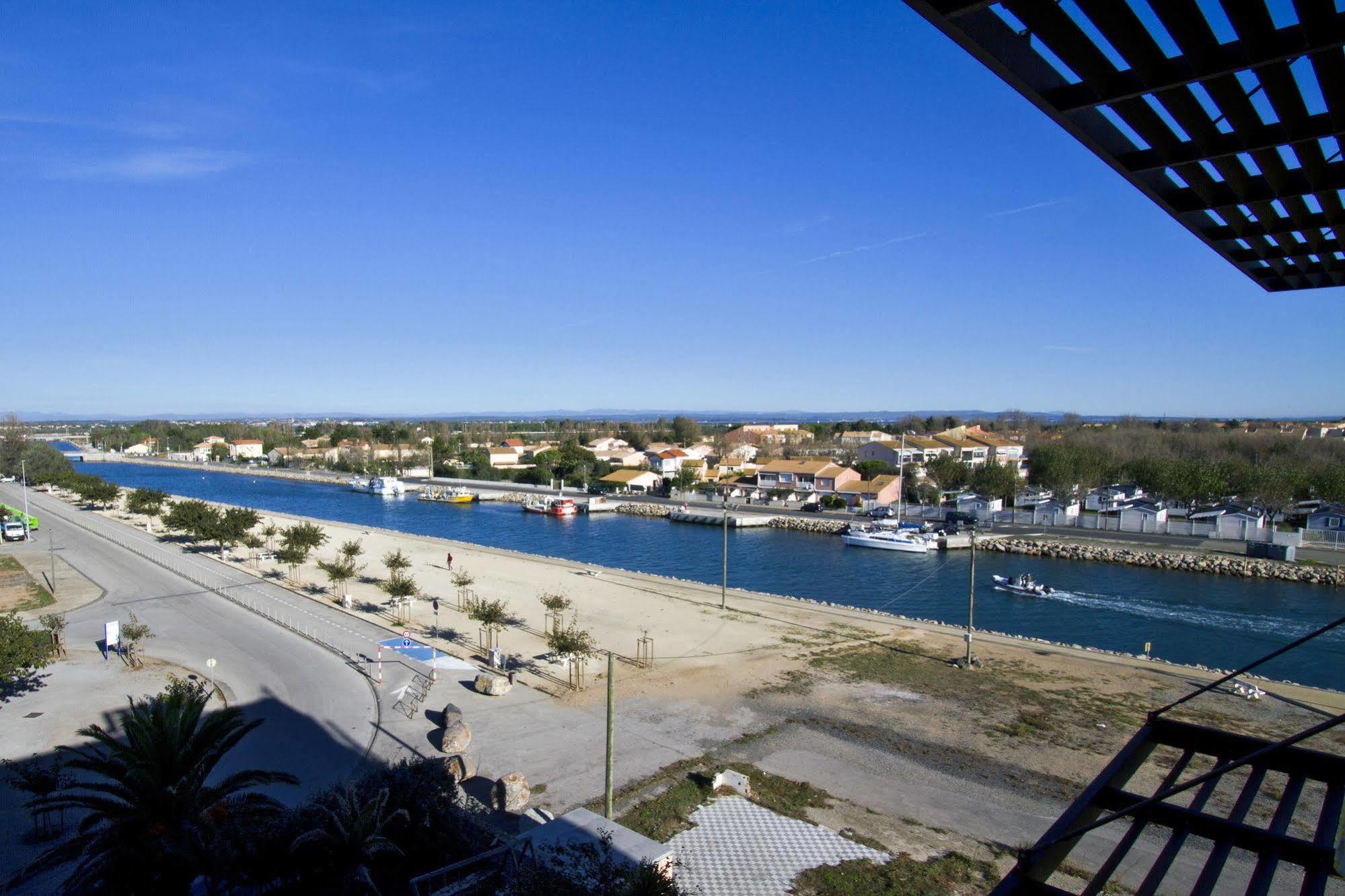 Hotel Le Richmont Marseillan  Exterior photo